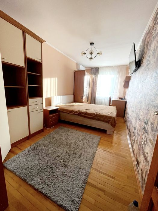 Оренда з є/рем.2кім.кондиціонер,Хоткевича,біля парку.