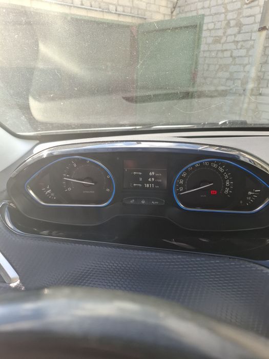 Продам авто Пежо 2008 14 р