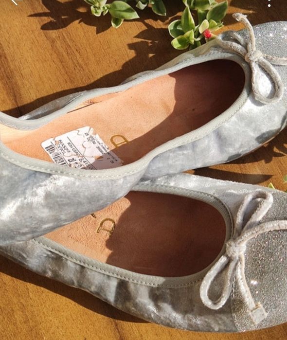 NOWE UNISA srebrne baleriny brokat welur skóra 37