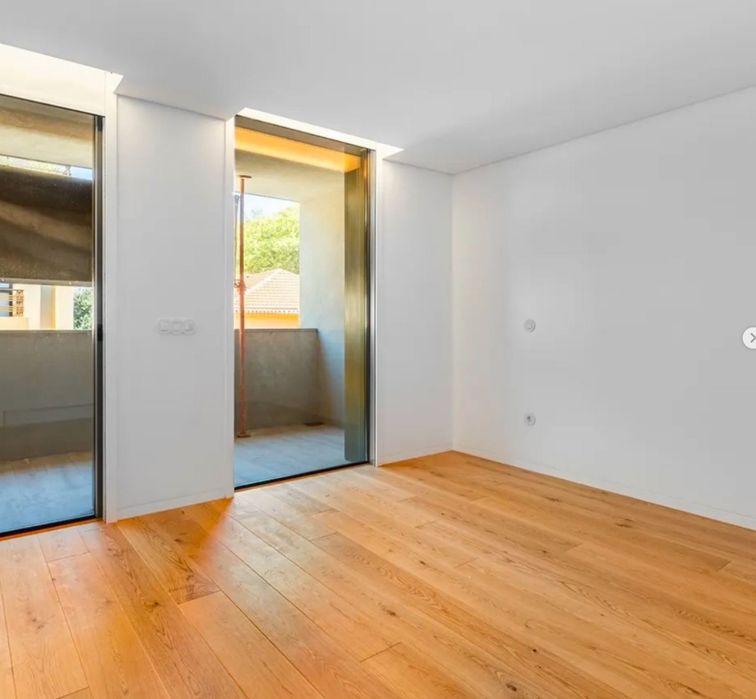 Moradia geminada à venda no Centro de Matosinhos