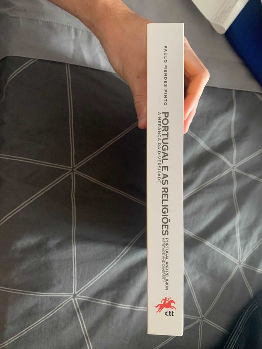 Livro CTT Portugal e as Religiões – A Herança da Diversidade