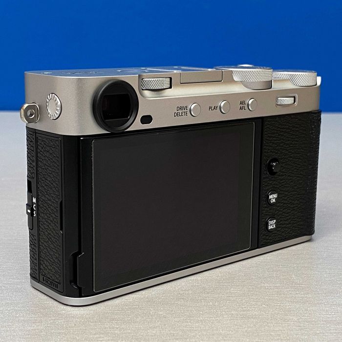 Fujifilm X-E5 (Corpo) - 40.2MP | 3 ANOS DE GARANTIA