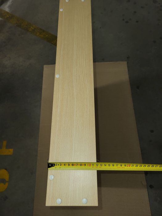 Expositor de Madeira com Suportes