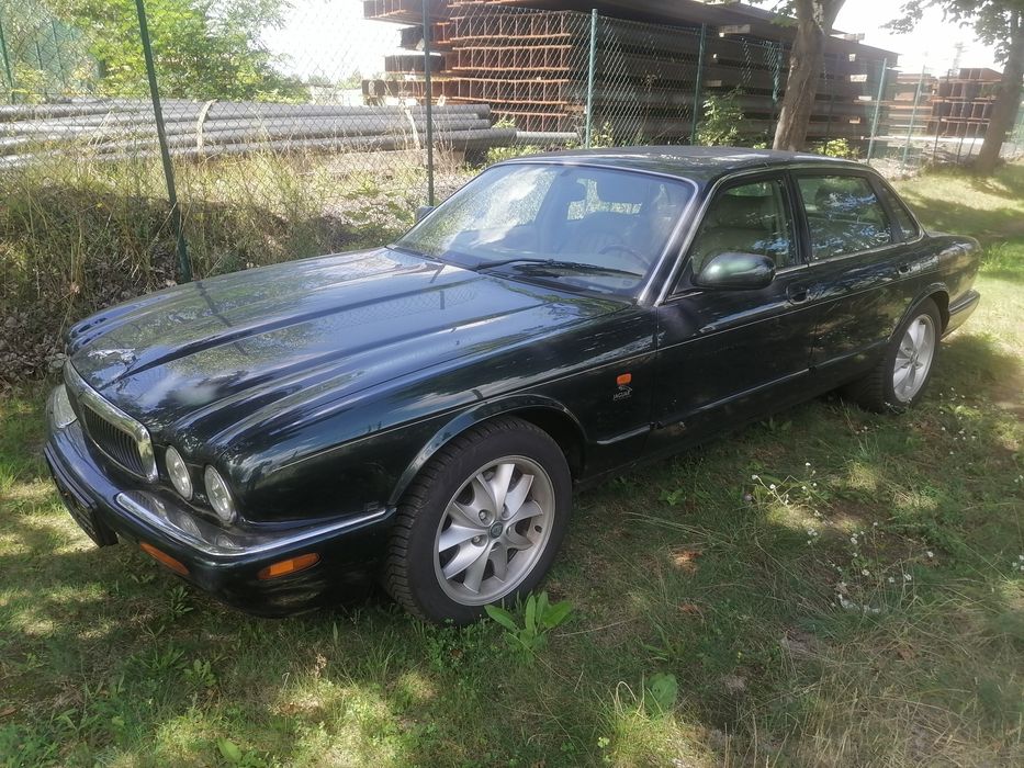 Jaguar XJ 3.2 V8 Benzyna zadbany