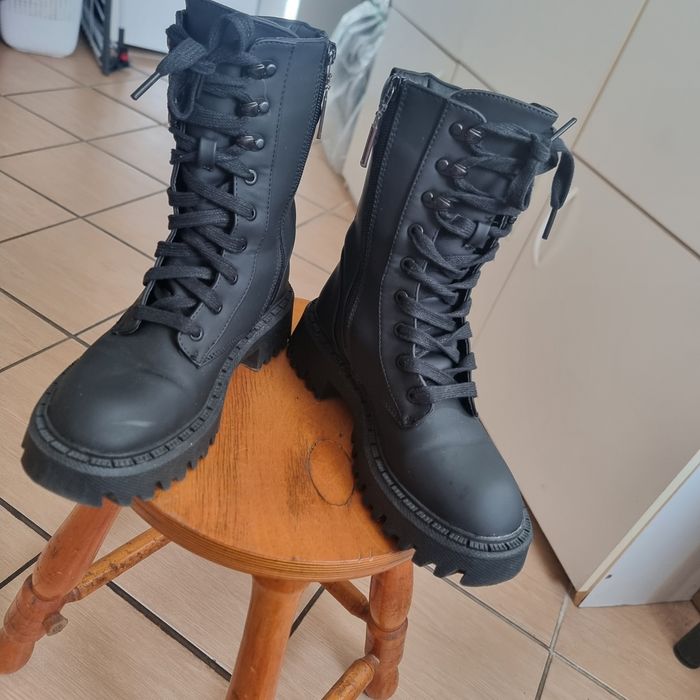 Buty zimowe damskie