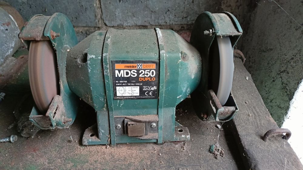 Szlifierka stołowa MDS 250