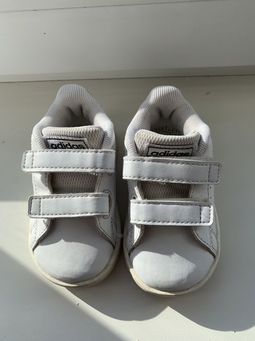 Дитячі кросівки Adidas