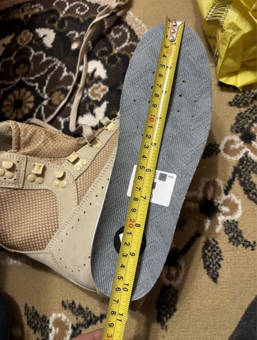 Продам новые берцы