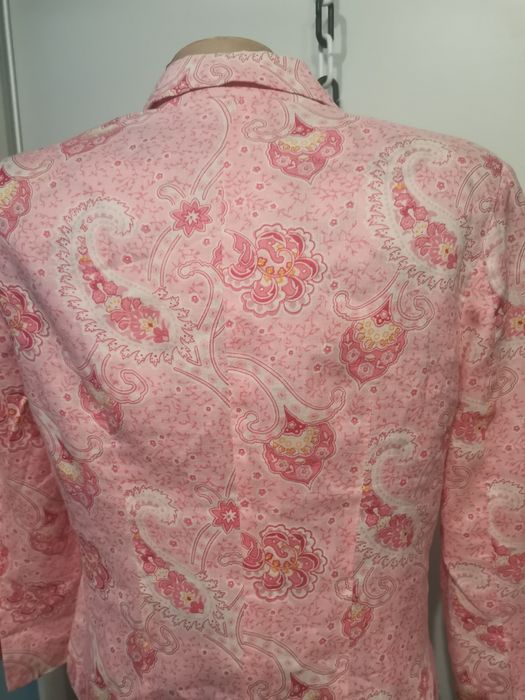 Marynarka damska Kombiworld rozm 40, guziki, wzór, odcienie różu