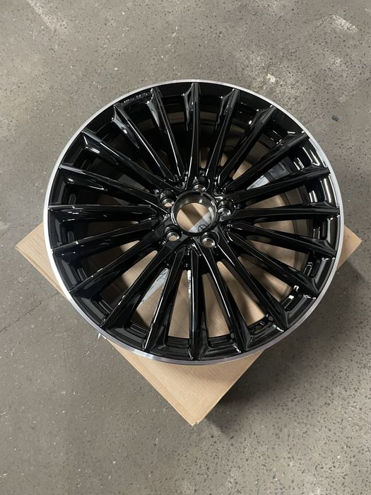 Felga Mercedes AMG 5x112 7.5J 19” ET49
