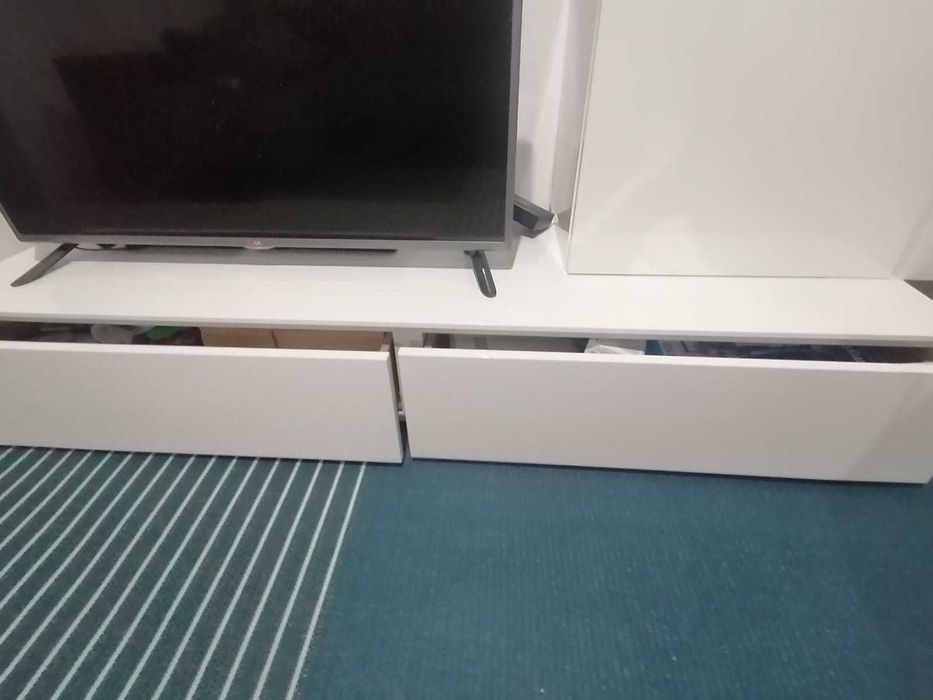 Móvel de sala como novo!