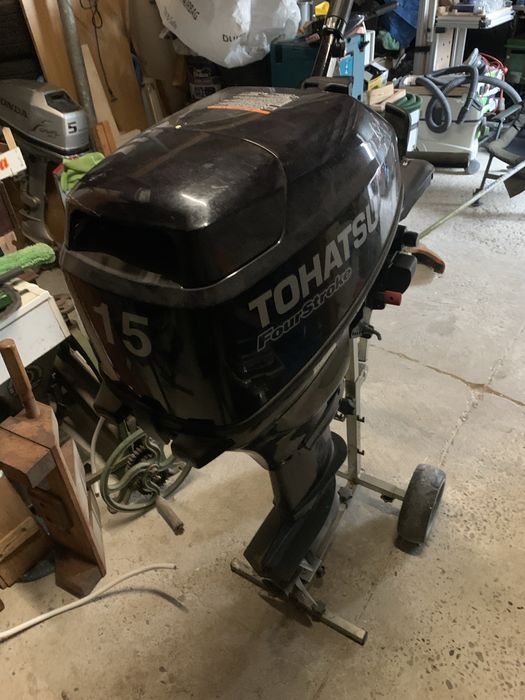 Silnik zaburtowyTahatsu four stroke 15KM