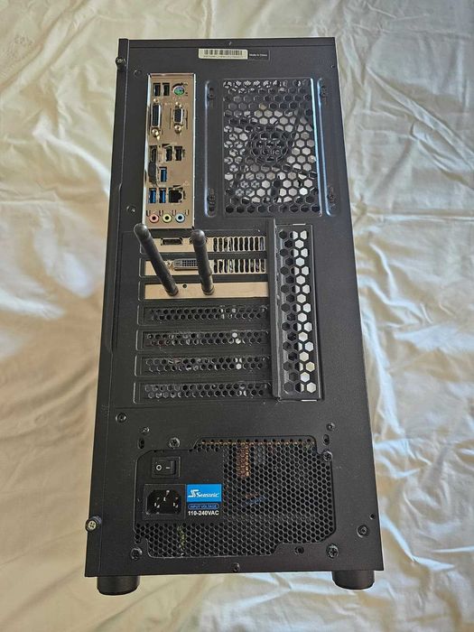 PC Gaming MSI AMD Ryzen 5 + GTX 1050 Ti | SSD NVMe 500GB | WiFi | Pronto a usar