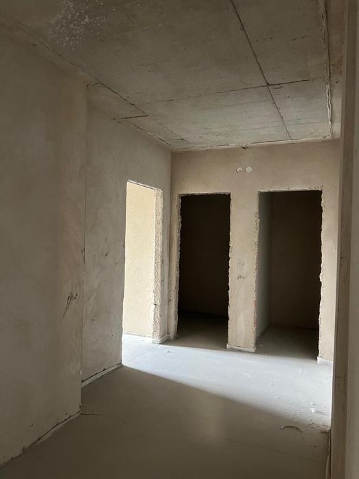 Продам 2-х кімнатну квартиру 92m2