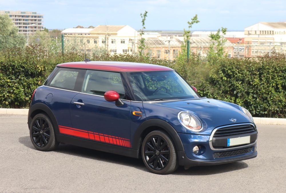 Mini Cooper One D - 2017 - 1 proprietário