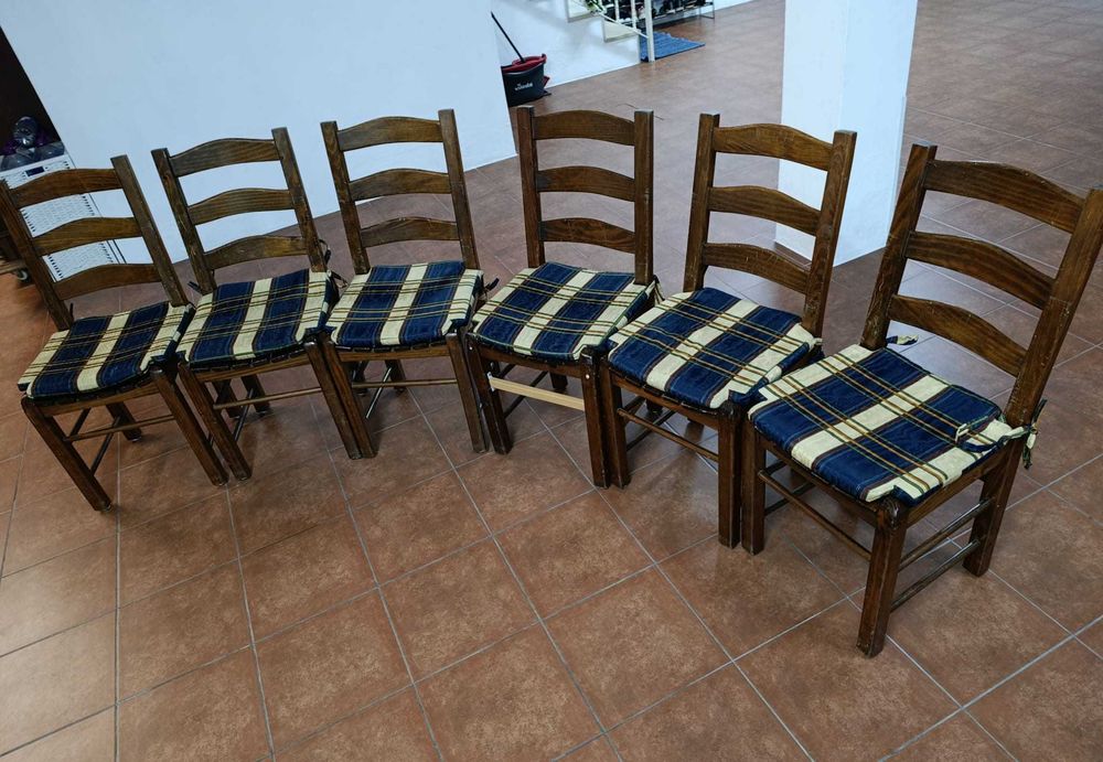 Conjunto de cadeiras