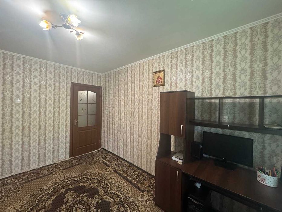 Продаж трикімнатної квартири Проспект Корабелів