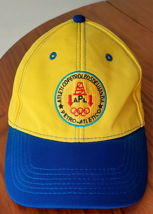 Boné PETRO de Luanda