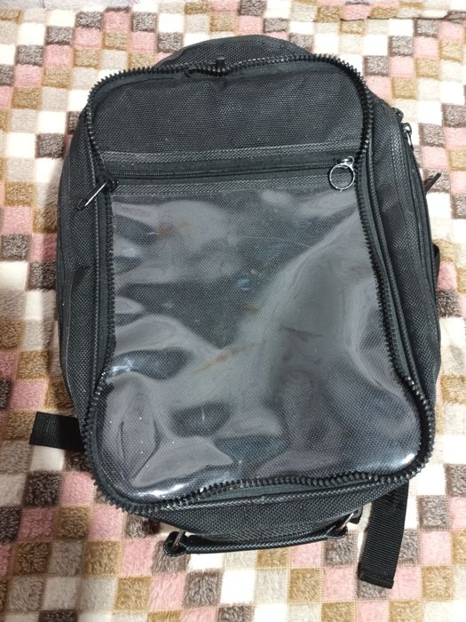 Сумка-рюкзак на бак мотоциклу