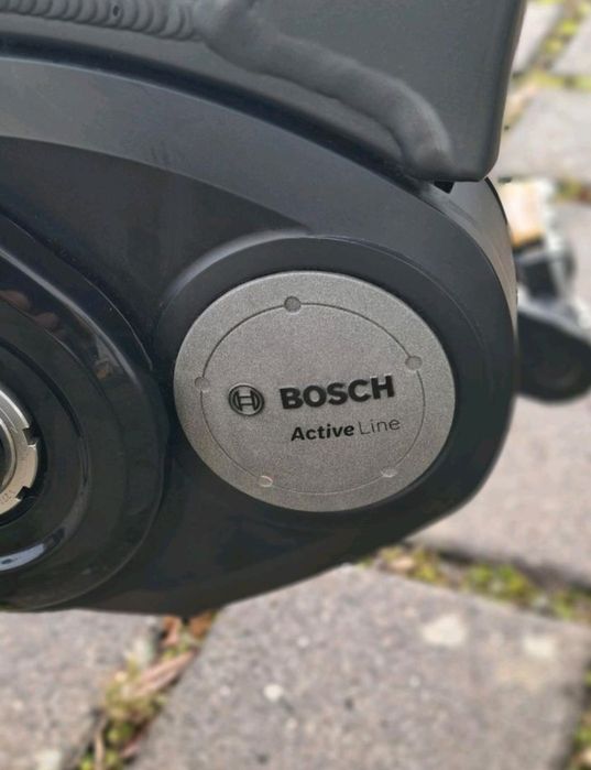 Rower elektryczny Cube Touring Hybrid 400 easy entry 50cm silnik Bosch