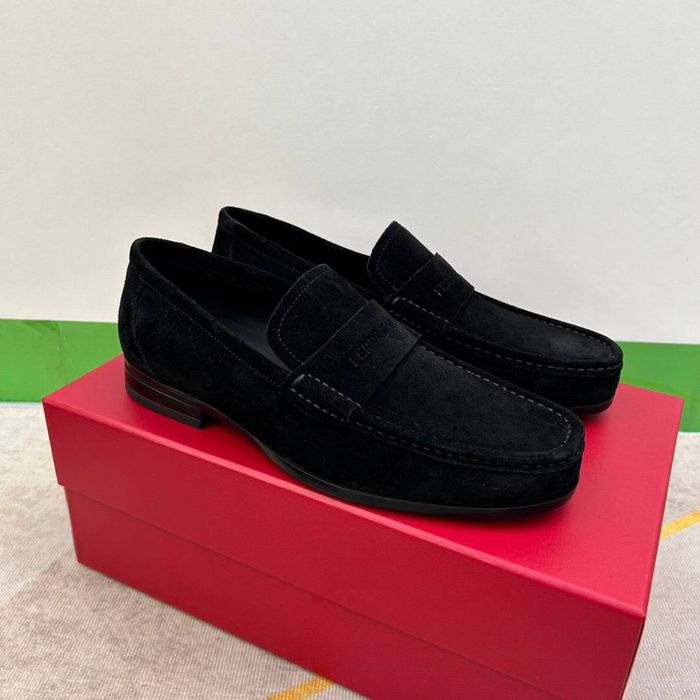 Нові туфлі.FERRAGAMO