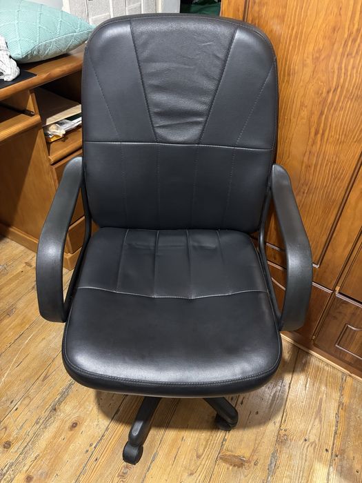 Cadeira de secretaria