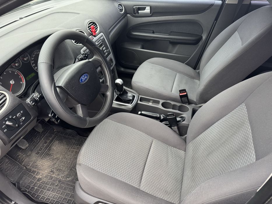 Продам Ford Focus.