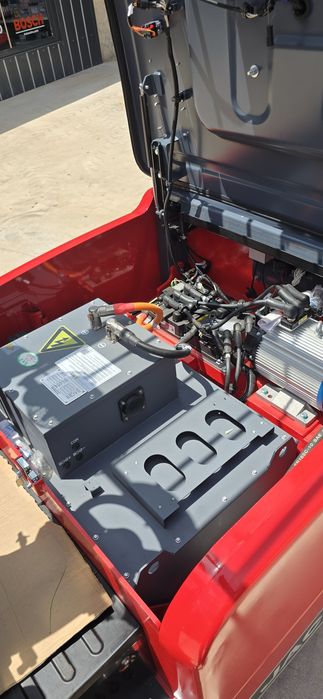 Empilhador JAC 15 L eléctrico