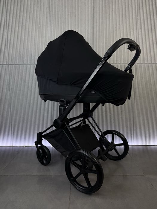 Wózek Cybex Priam 4.0 Deep Black 4w1 Czarny