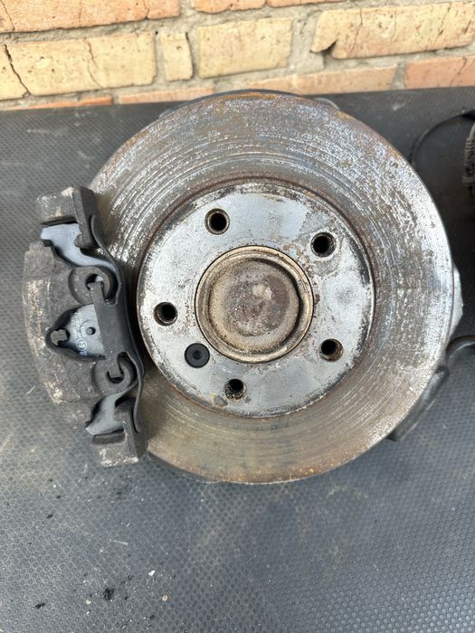 Ступицы в сборе Bmw e46 1.9 бенз