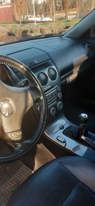 Mazda 6 136cv em bom estado.