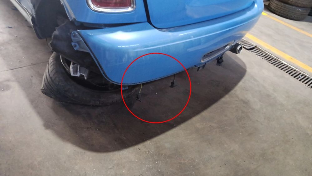 Pára-choques trás MINI Mini (R56)