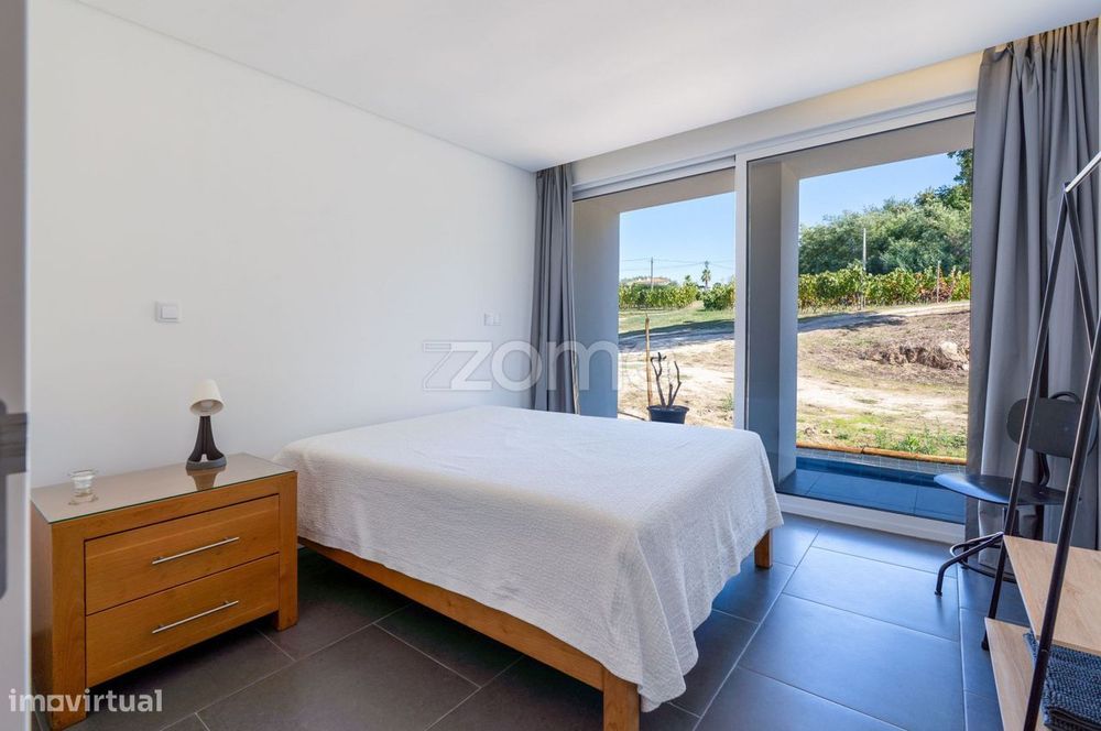 Casa T3 com piscina e vinha em Penalva do Castelo