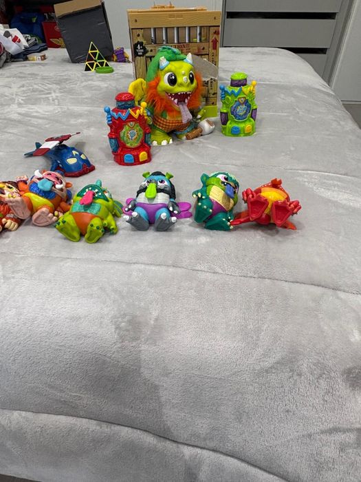 Vendo monstrinhos-crate creature