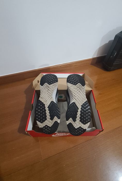 Sapatilhas Nike React Shield