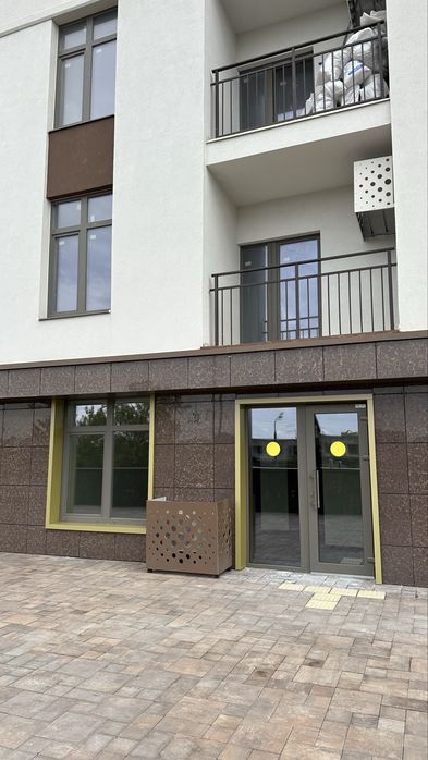 Сдам помещение с ремонтом/офис на Краснова, 68 Жемчужина, фасад