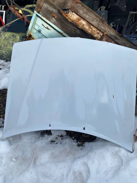 Капот передній задій мерседес на 1w90 w201