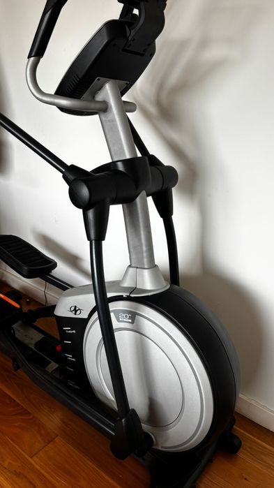 Elíptica Nordtrack em ótimo estado