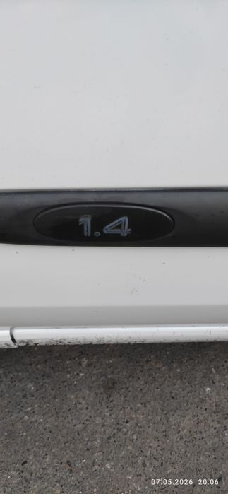 Автомобиль Renault Clio Symbol