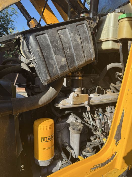 Продам JCB 3CX 2008