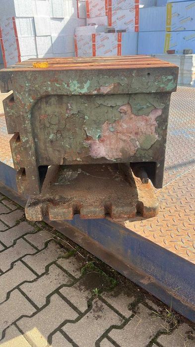 Kątownik ustawczy stół teowy kostka uchylny