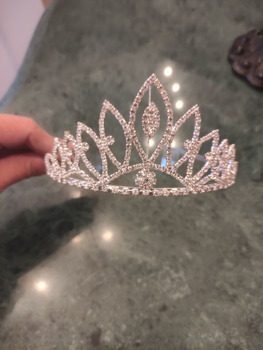 Tiara Coroa Brilhantes Prateada Noiva