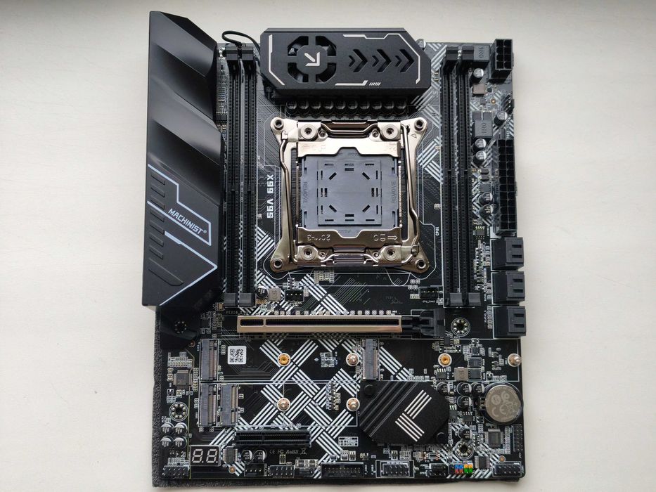 Machinist X99 V9S ( pro Max ) m-atx / 2680v4 / 2690v4 / 2699v4