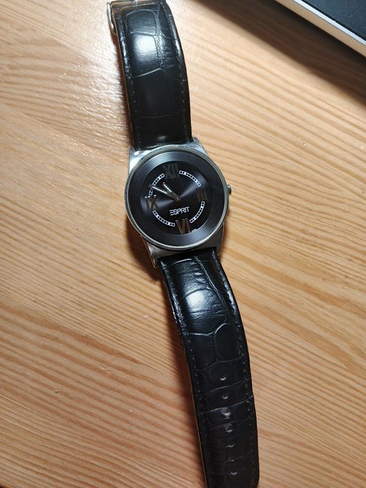 Часы ESPRIT 101071 не рабочие