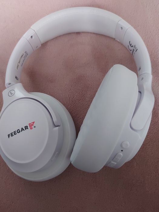 Słuchawki nauszne Feegar Białe