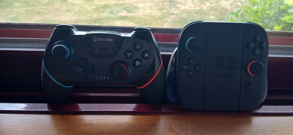 Nintendo switch 2 ,bolsa de viagem, 2 jogos,2 comandos