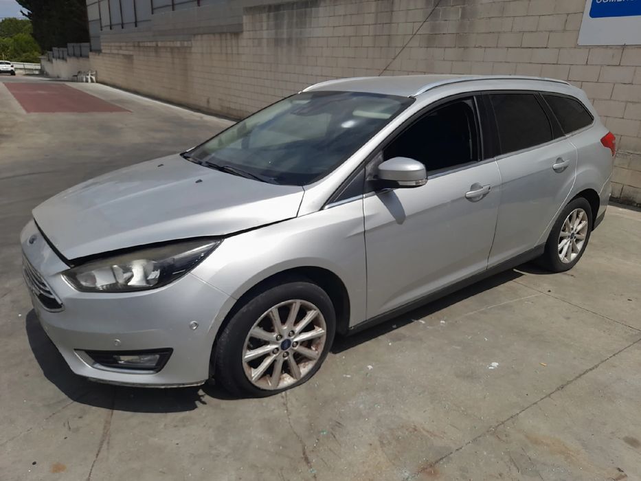 Para peças FORD Focus III Carrinha