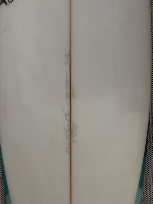 Prancha de Surf 6'O_Excelente estado_LEVE_famoso shaper Rob Vaughan