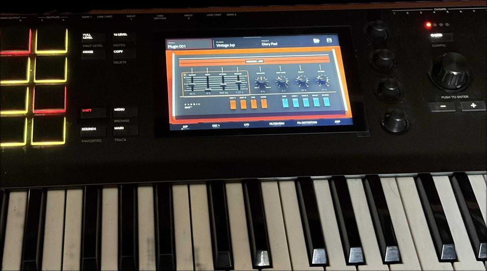 MPC KEY 61  AKAI - Work Station , STAN SKLEPOWY , Sampler, Syntezator