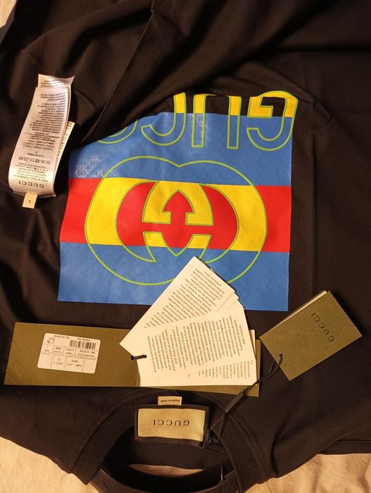 Koszulka Gucci. Małe loga 3D.